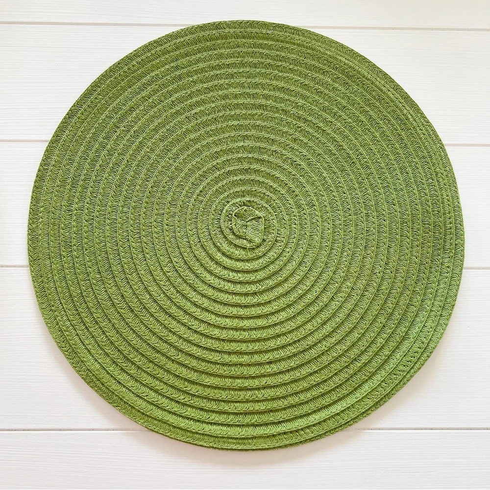Pier 1 Woven Round Placemats Set of 2 Green NWOT